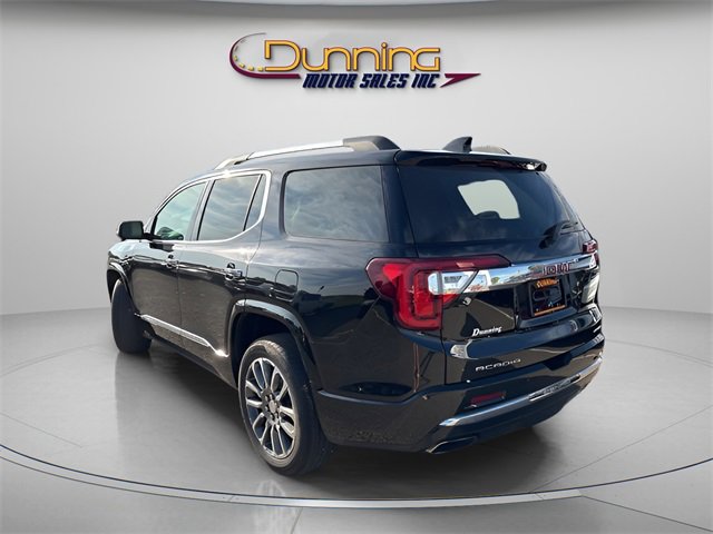 Used 2021 GMC Acadia Denali image 2