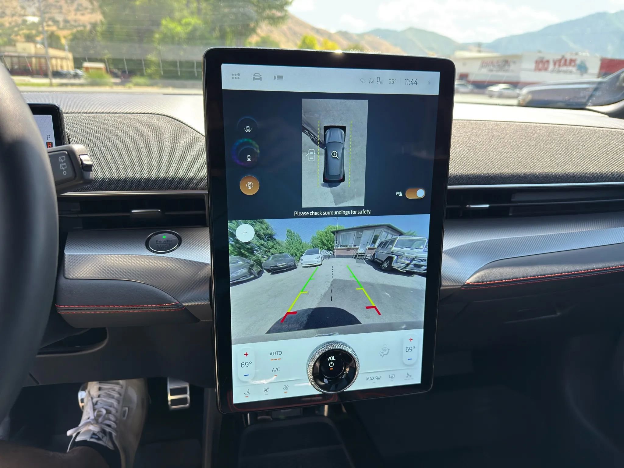 Used 2021 Ford Mustang Mach-E Premium w/ Equipment Group 301A image 28