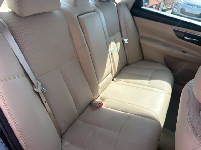 Used 2014 Nissan Altima 2.5 SL w/ Technology Package FWD image 26