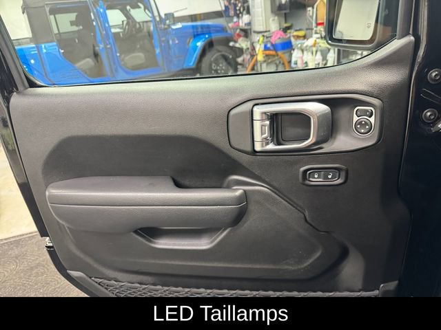 Used 2024 Jeep Wrangler Sport S image 29