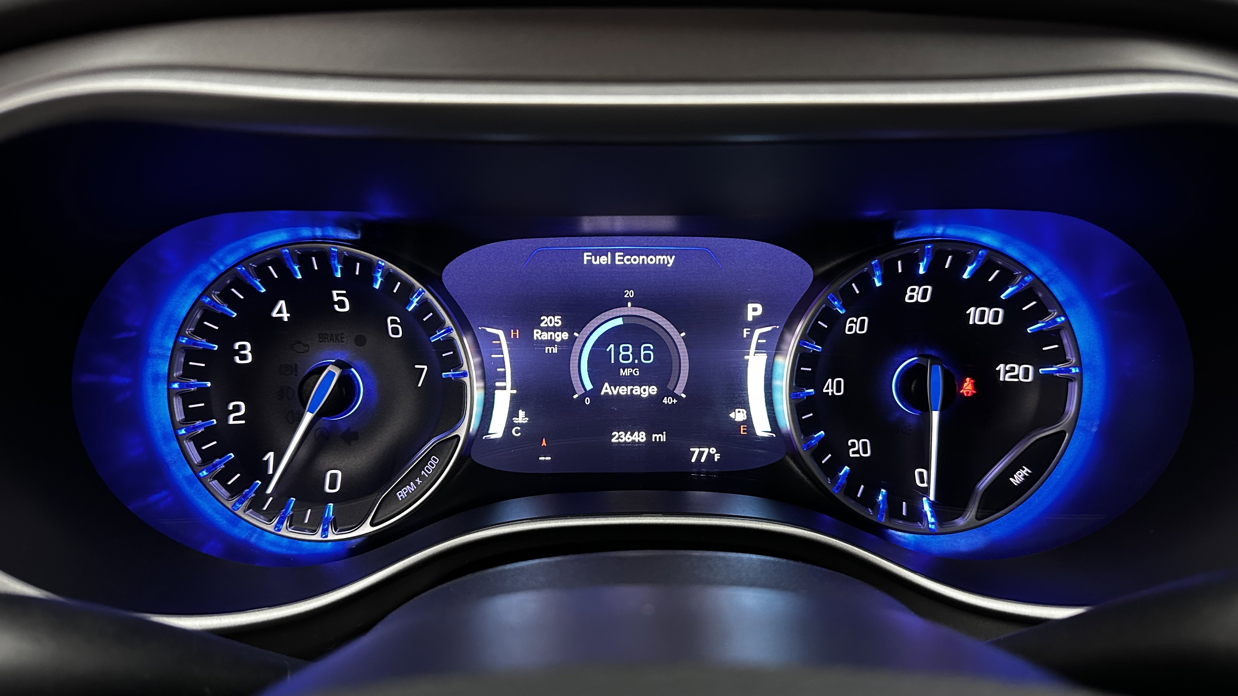 Used 2025 Chrysler Pacifica Select image 14