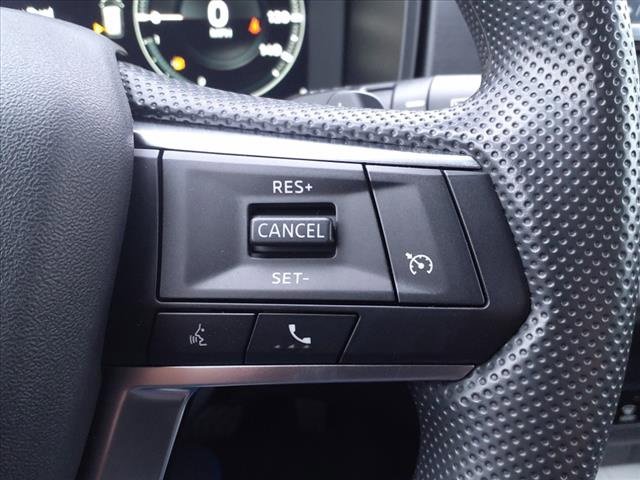 New 2025 Mitsubishi Outlander ES image 16