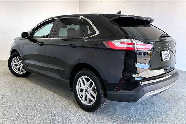 Used 2024 Ford Edge SEL w/ Convenience Package AWD/4WD image 4