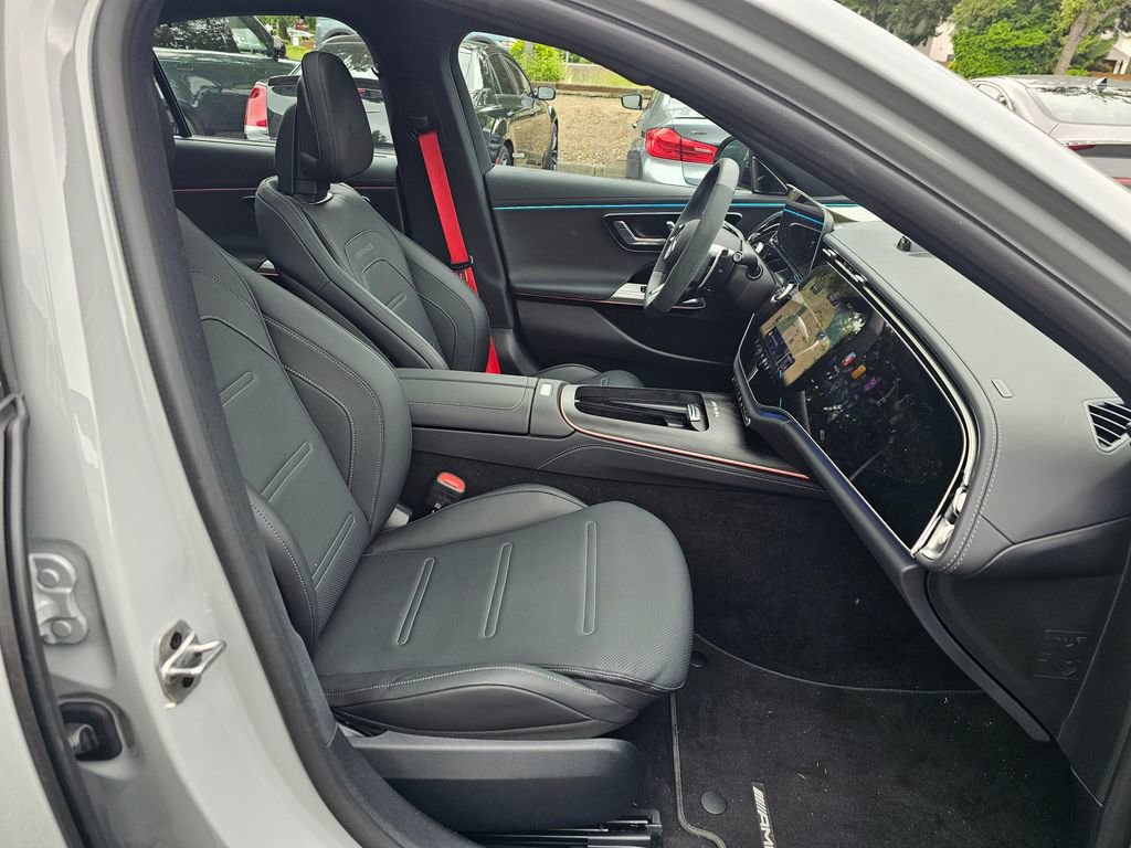 Used 2026 Mercedes-Benz E 53 AMG e 4MATIC Sedan image 29