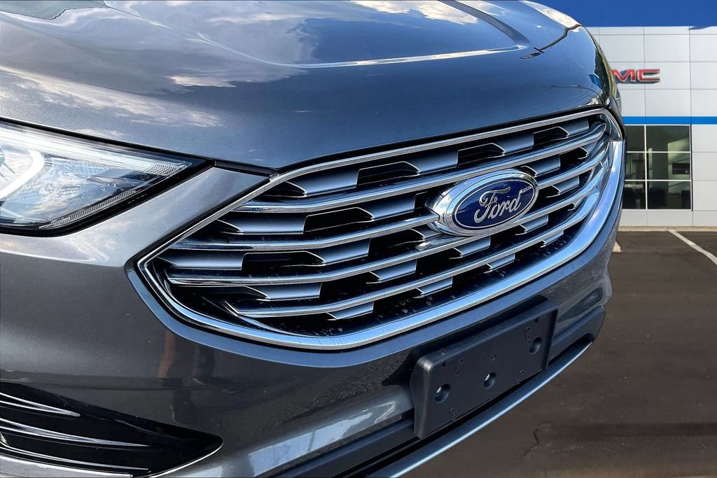 Used 2019 Ford Edge Titanium AWD/4WD image 32