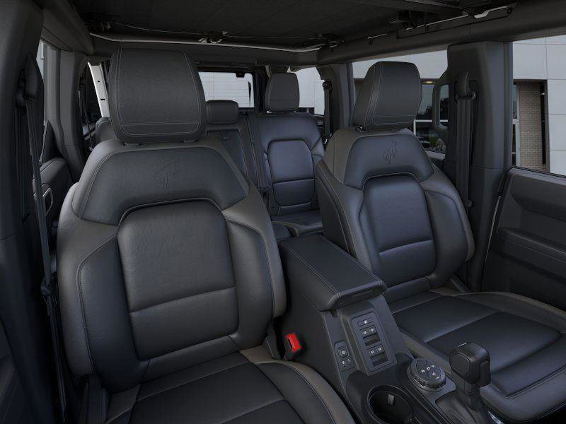 New 2025 Ford Bronco Outer Banks image 10
