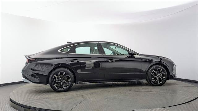 Used 2025 Hyundai Sonata SEL FWD image 9