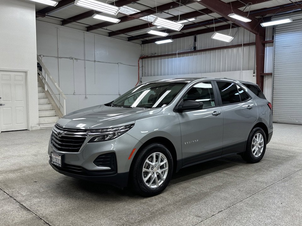 Used 2024 Chevrolet Equinox LS w/ LS Convenience Package