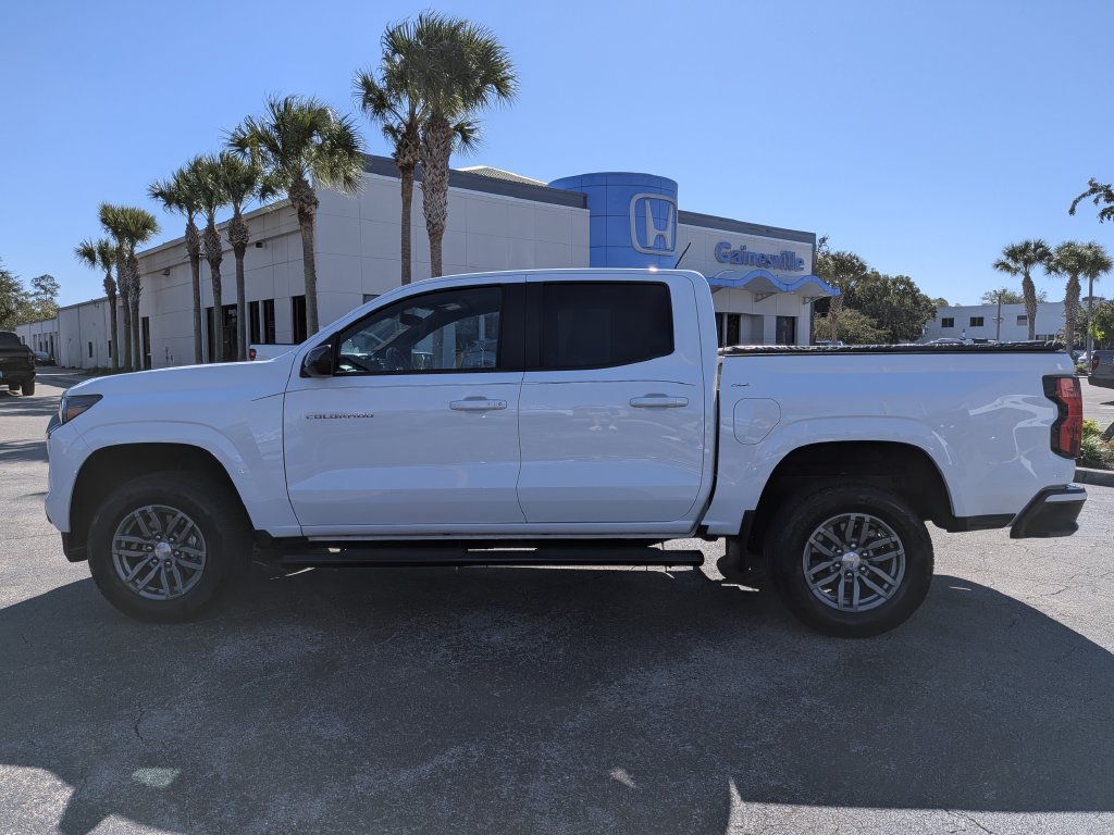 Used 2023 Chevrolet Colorado LT RWD image 7
