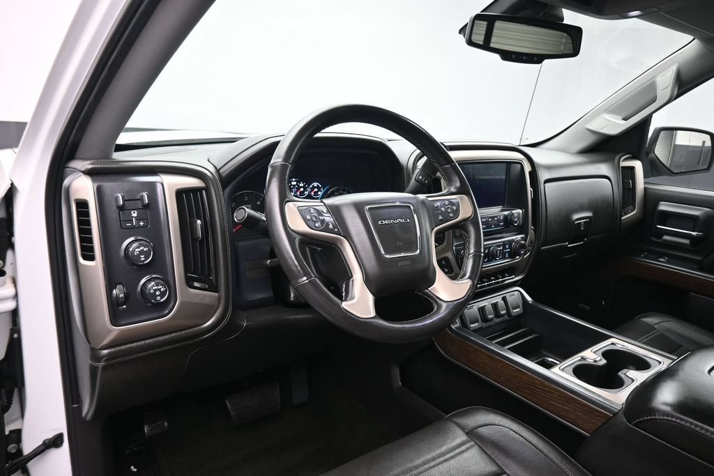 Used 2018 GMC Sierra 1500 Denali w/ Denali Ultimate Package AWD/4WD image 14