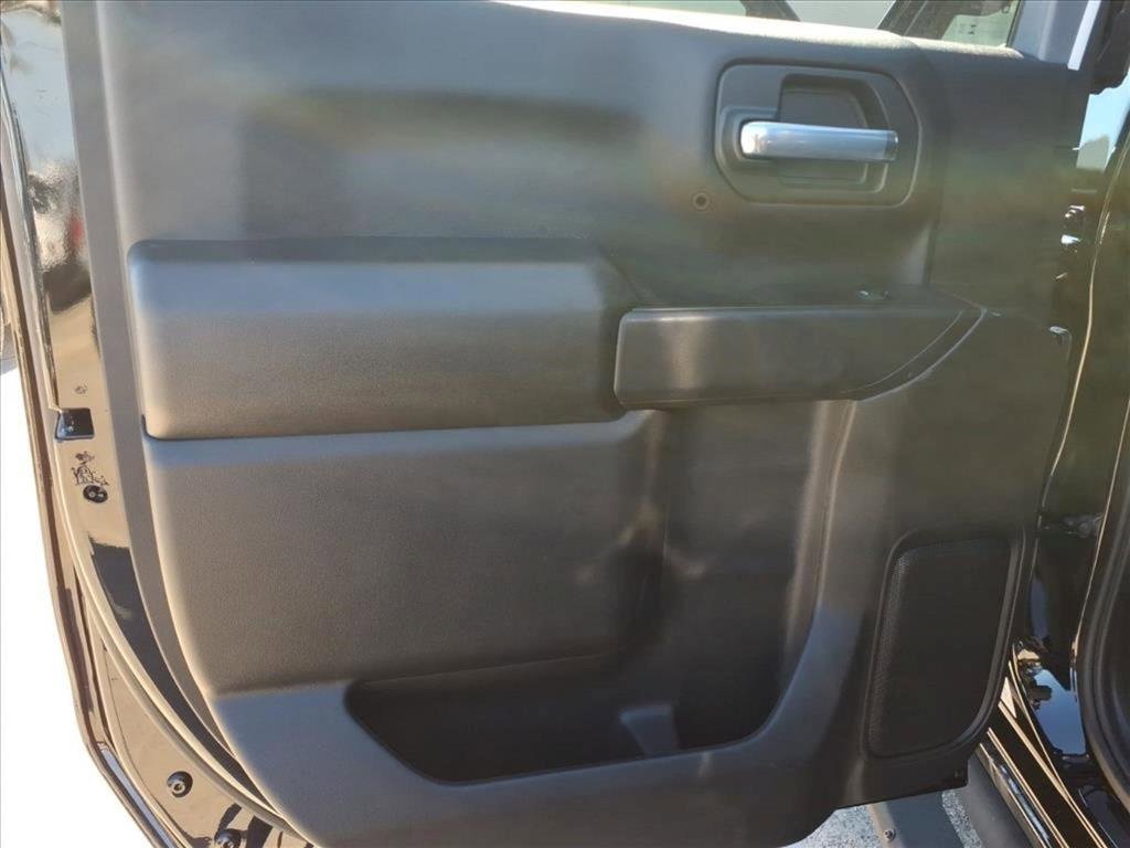 New 2026 GMC Sierra 1500 Pro w/ Graphite Edition image 16