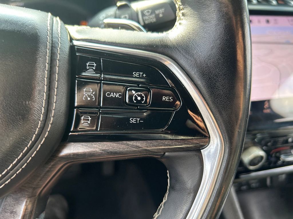 Certified 2022 Jeep Grand Cherokee L Overland w/ Luxury Tech Group IV AWD/4WD image 18