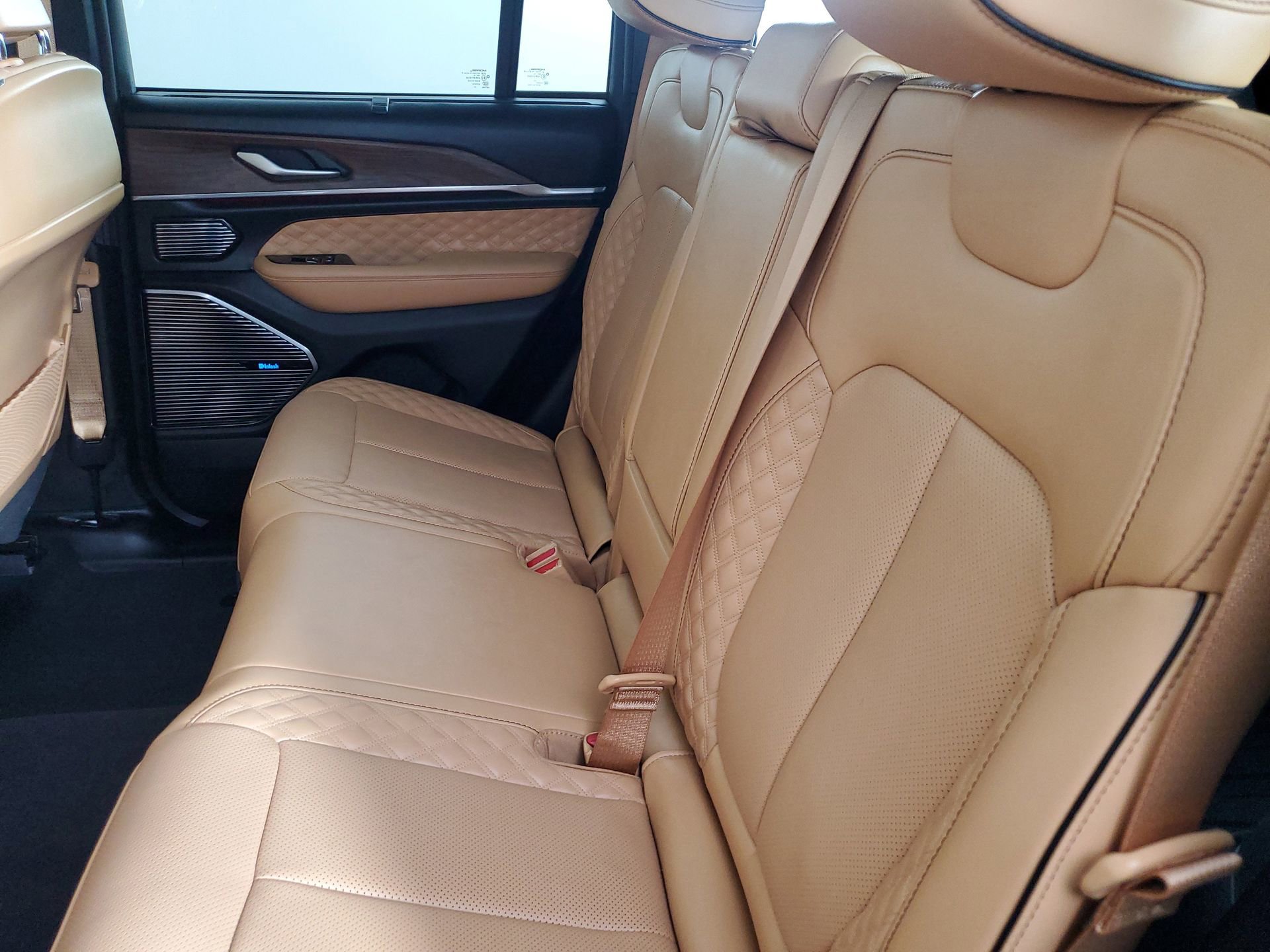 Used 2022 Jeep Grand Cherokee Summit w/ Advanced Protech Group IV image 48