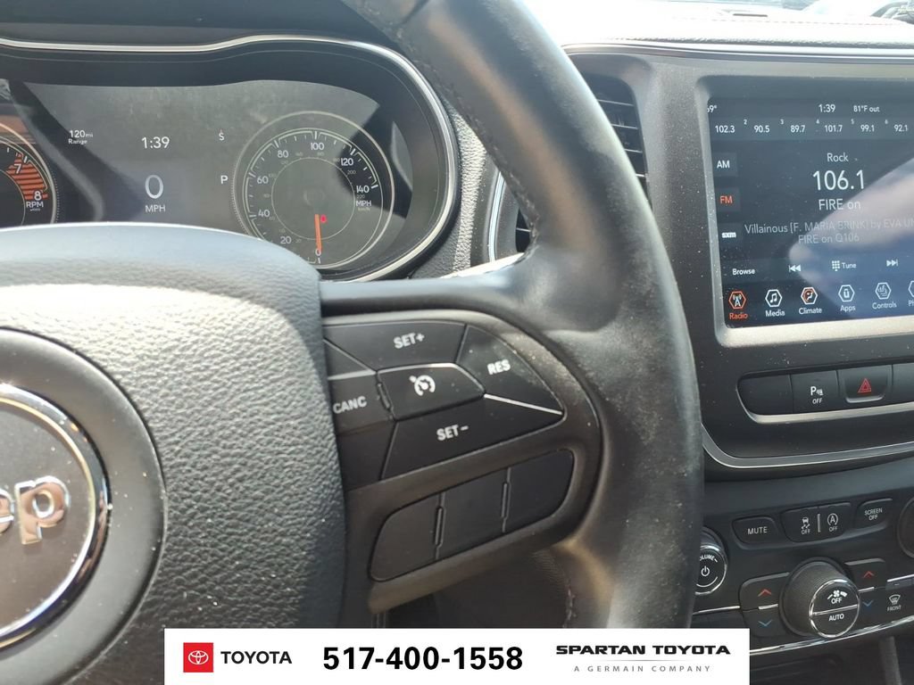 Used 2019 Jeep Cherokee Trailhawk w/ Cold Weather Group AWD/4WD image 18