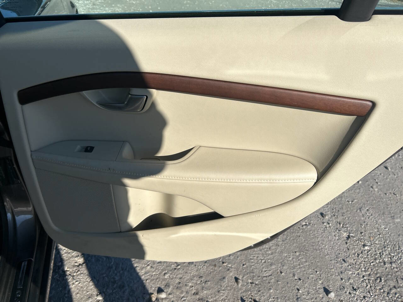 Used 2011 Volvo S80 3.2 w/ Climate Pkg image 20