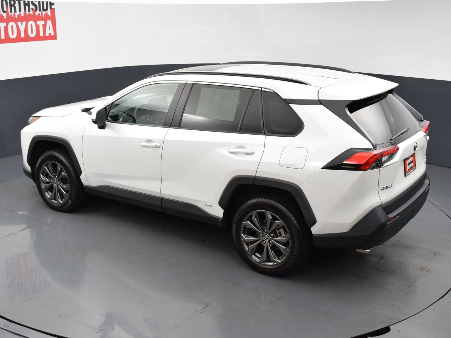 Used 2024 Toyota RAV4 XLE Premium w/ Weather Package AWD/4WD image 22