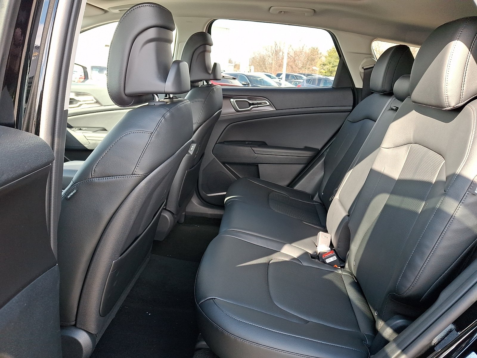 New 2026 Kia Sportage EX w/ EX Panorama Roof Package AWD/4WD image 6