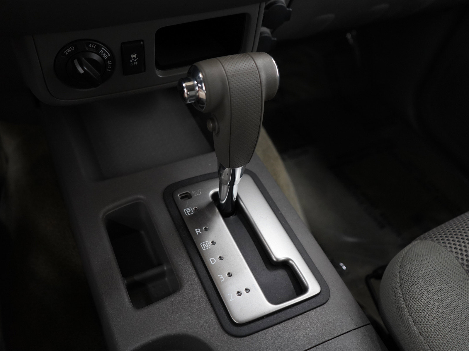 Used 2016 Nissan Frontier SV AWD/4WD image 20