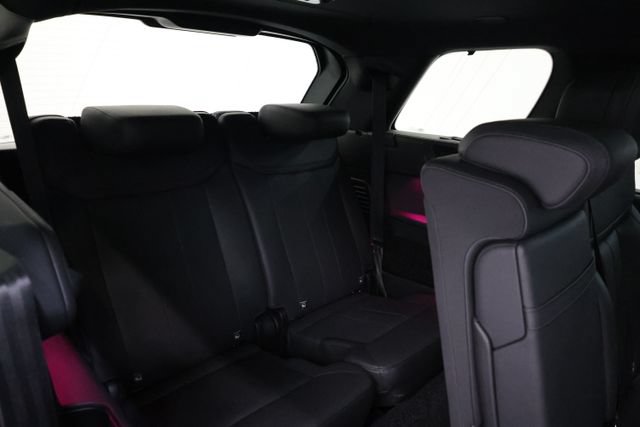 Used 2025 Land Rover Range Rover Long Wheelbase SE AWD/4WD image 84