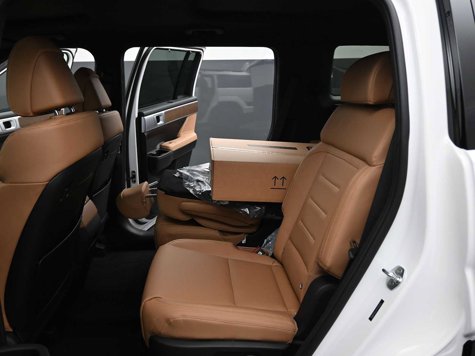 New 2026 Hyundai Santa Fe Calligraphy image 14