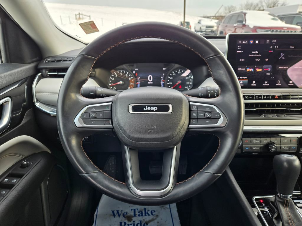 Used 2022 Jeep Compass Limited image 19
