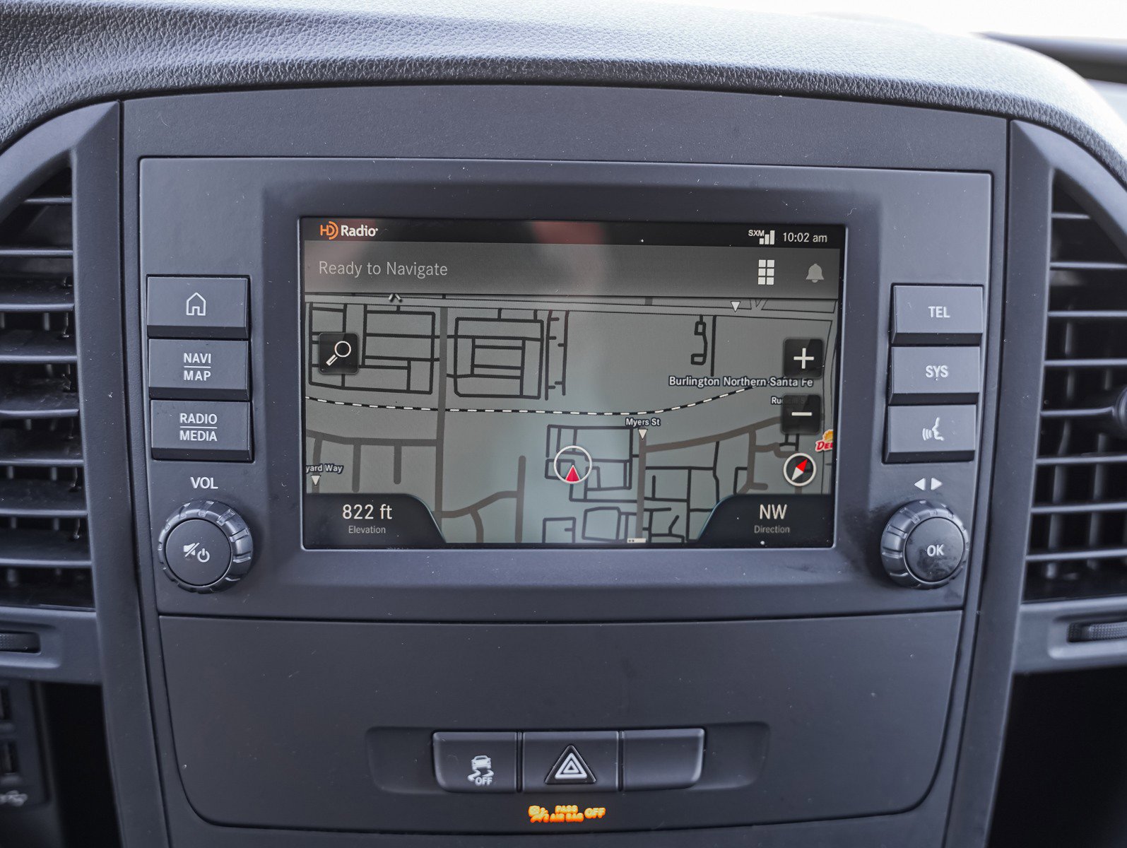 Used 2023 Mercedes-Benz Metris image 21