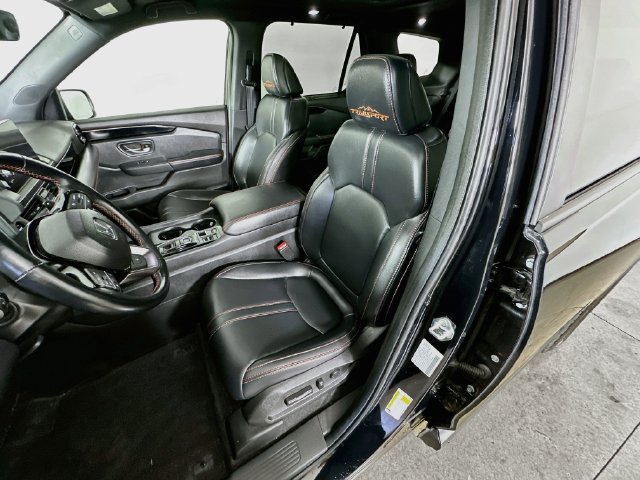 Certified 2024 Honda Pilot TrailSport image 30