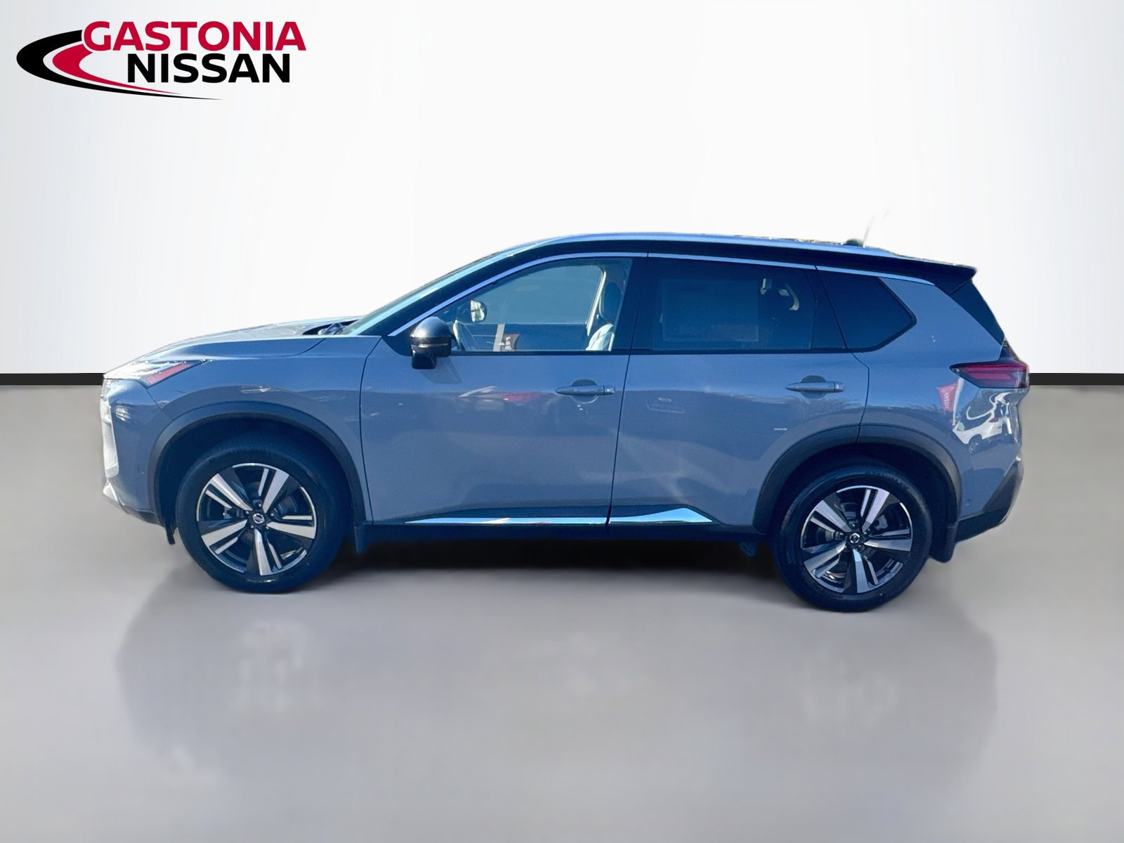 Used 2021 Nissan Rogue Platinum AWD/4WD image 5