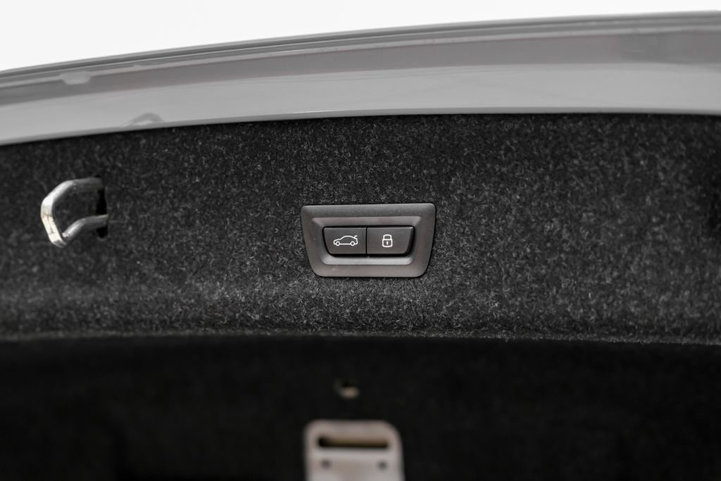 Used 2025 BMW M3 Competition RWD image 57
