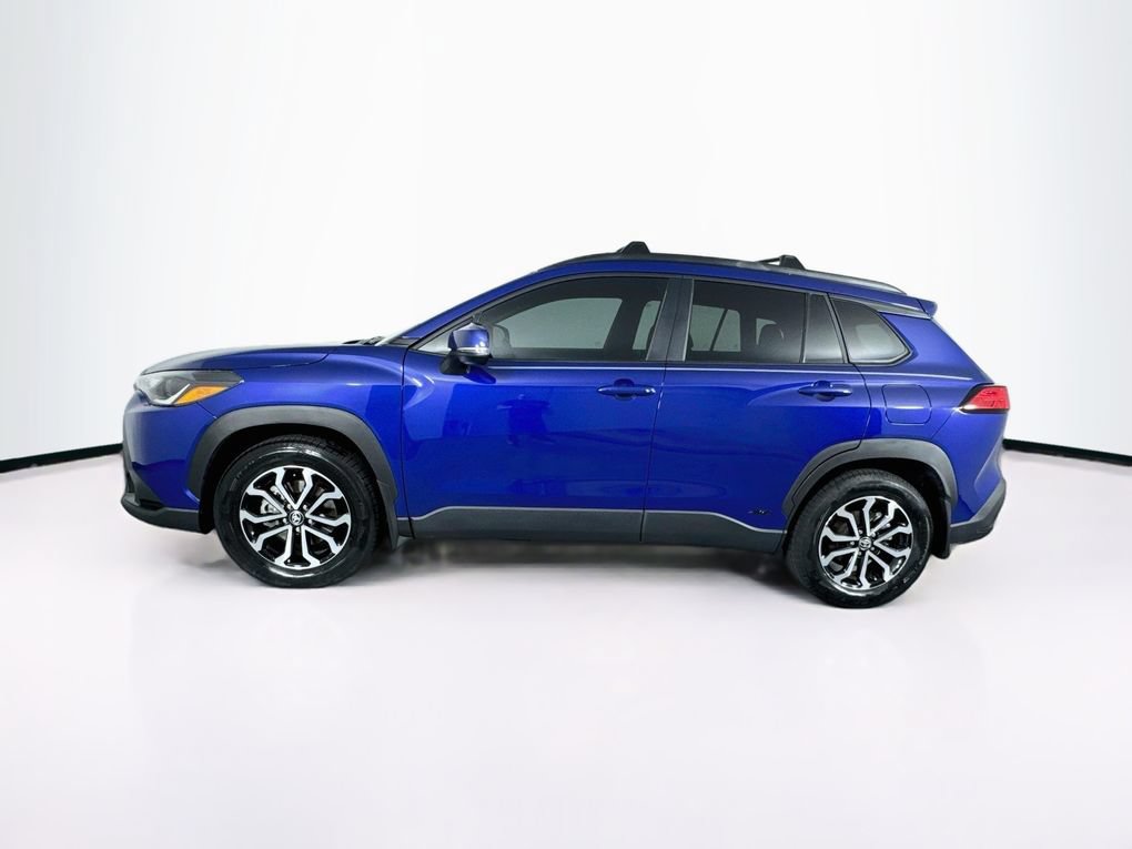Used 2024 Toyota Corolla Cross AWD Hybrid image 6