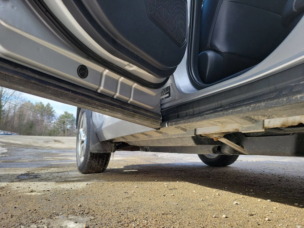 Used 2019 Toyota RAV4 Limited w/ Limited Grade Weather Package image 17