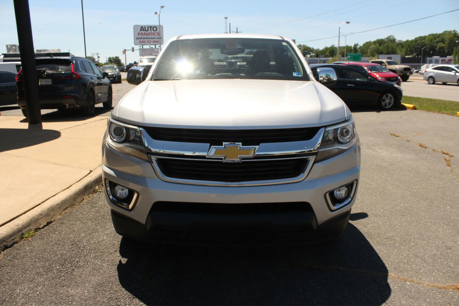 Used 2015 Chevrolet Colorado LT w/ Luxury Package RWD image 12