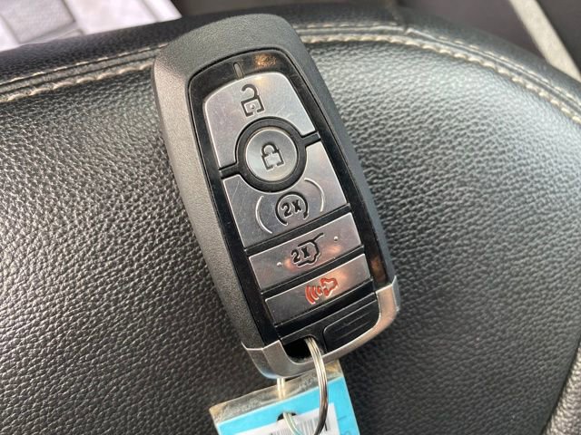 Used 2022 Ford Explorer Limited AWD/4WD image 26