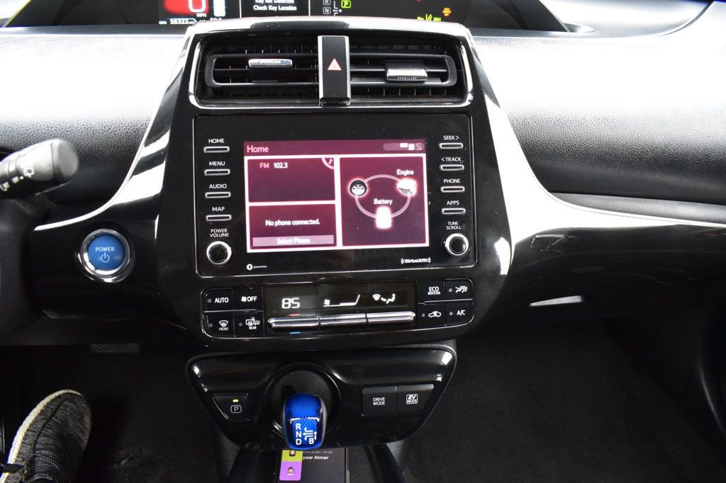 Used 2022 Toyota Prius LE image 30