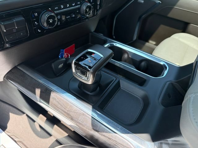 Used 2024 Chevrolet Silverado 1500 LTZ w/ LTZ Premium Package AWD/4WD image 25