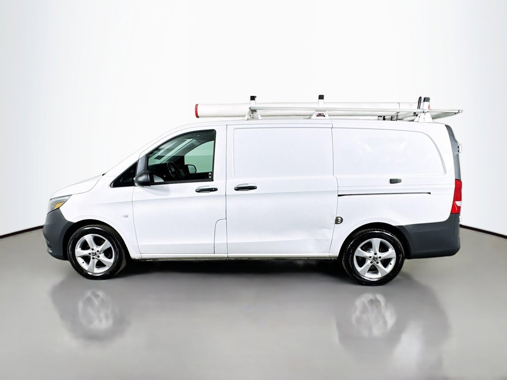 Used 2019 Mercedes-Benz Metris image 2