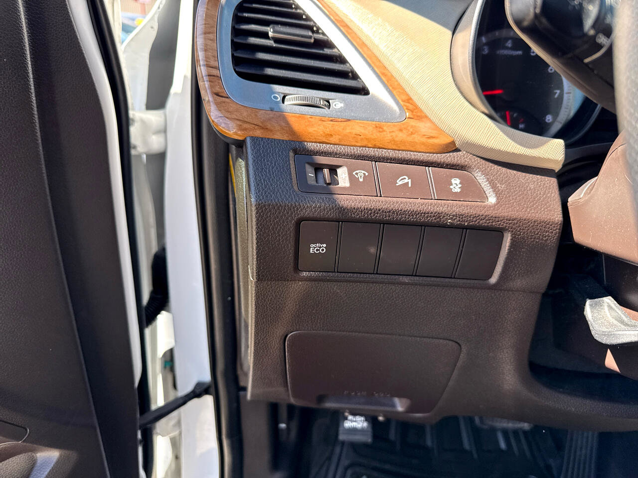 Used 2013 Hyundai Santa Fe Sport image 20