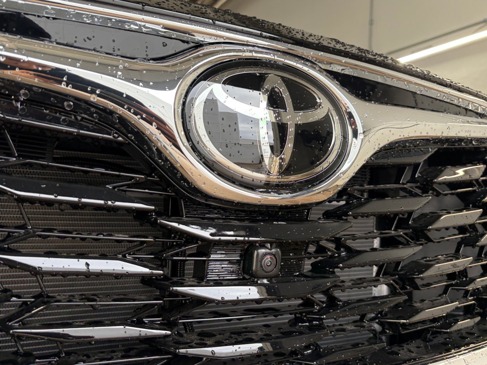 New 2026 Toyota Highlander Limited AWD/4WD image 24