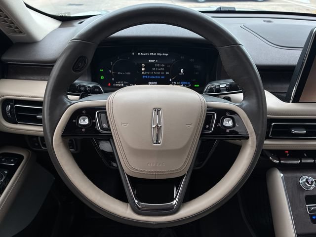 Used 2022 Lincoln Aviator Grand Touring w/ Equipment Group 301A AWD/4WD image 24