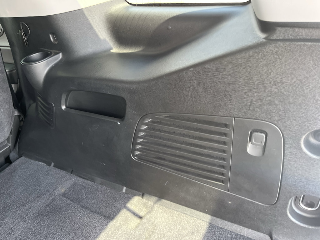 Used 2020 Chevrolet Tahoe LS AWD/4WD image 34