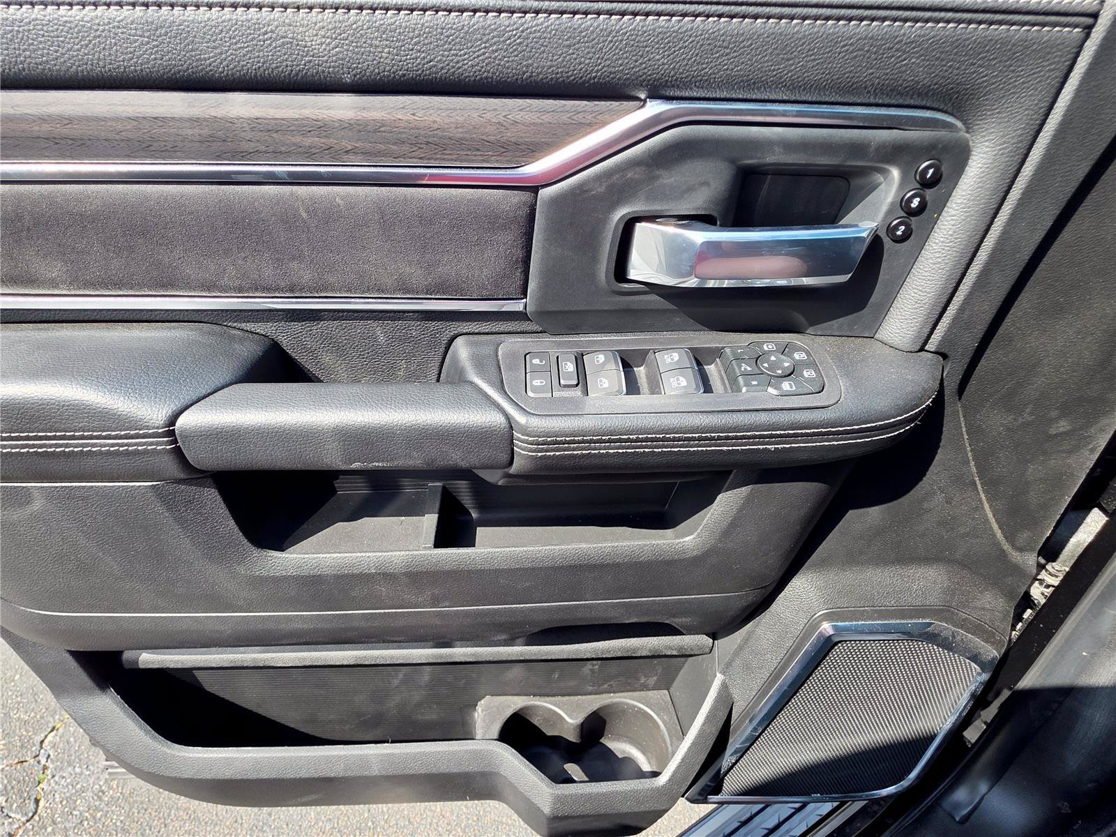 New 2026 RAM 2500 Laramie w/ Night Edition AWD/4WD image 69