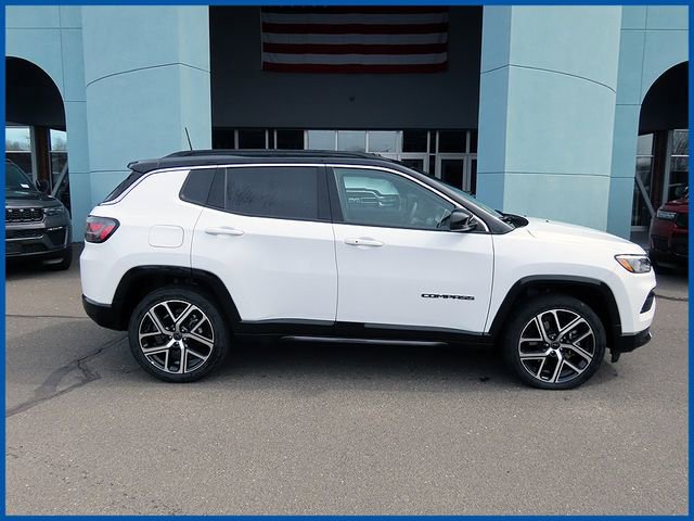 Certified 2025 Jeep Compass Limited w/ Elite Group image 1