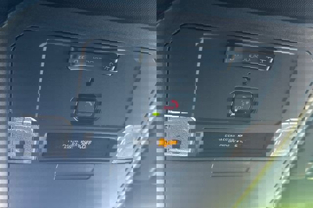 Used 2025 Toyota Tacoma SR5 image 35