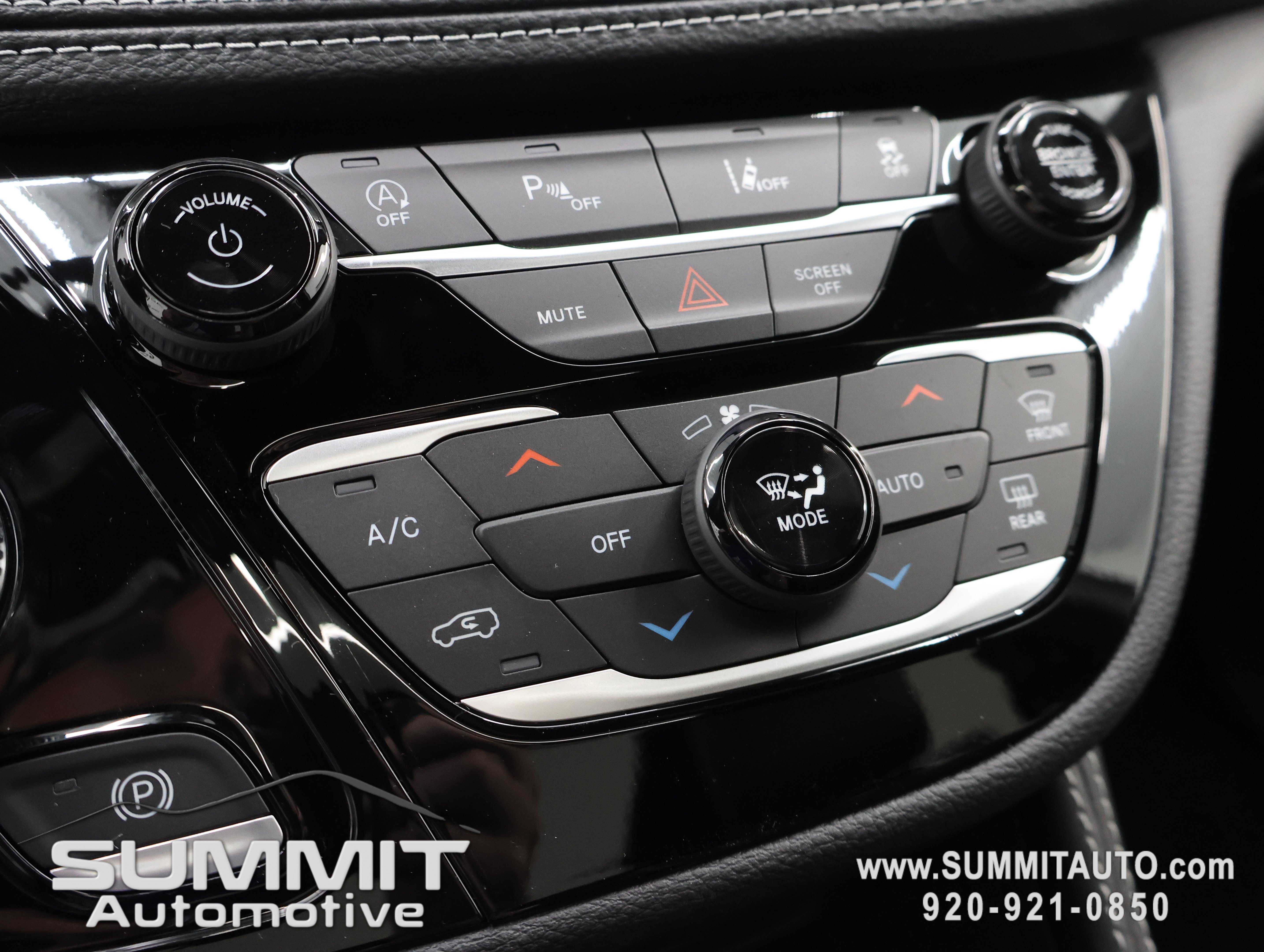 New 2027 Chrysler Pacifica Limited AWD/4WD image 61