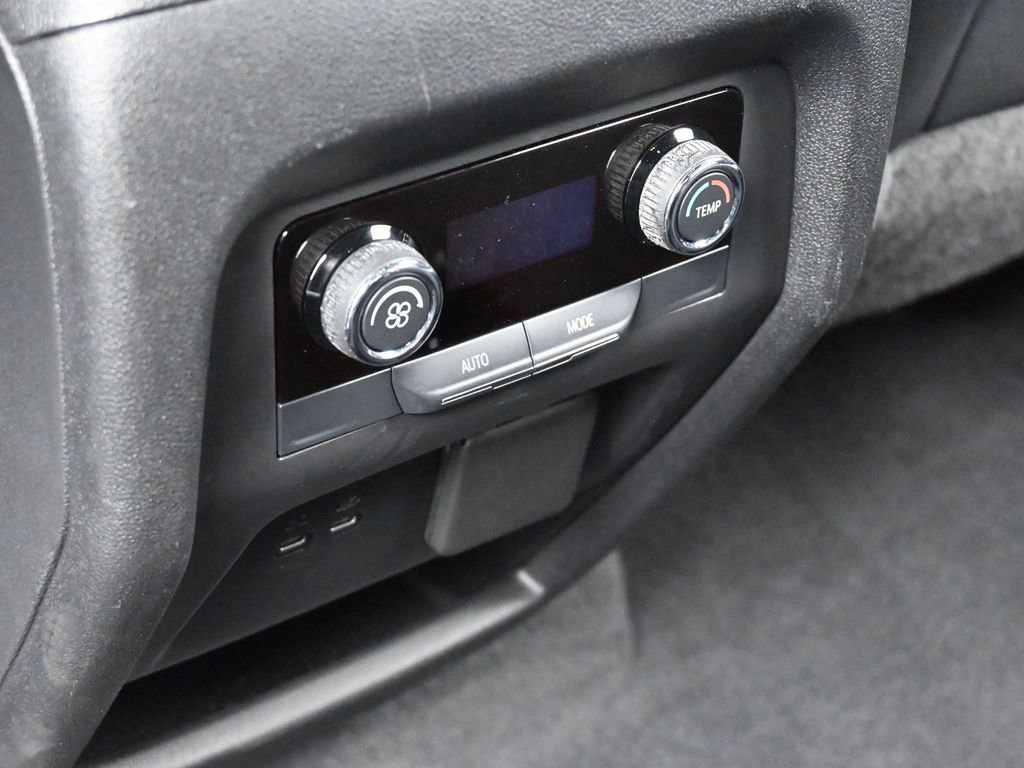 Used 2024 Chevrolet Traverse Z71 w/ Enhanced Driving Package image 41