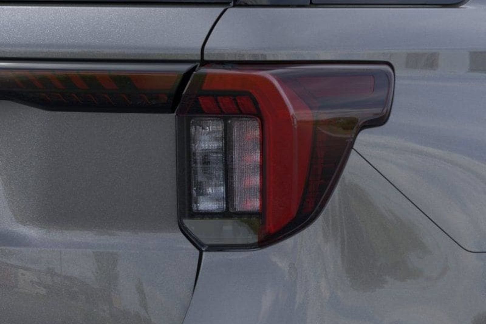 New 2025 Ford Explorer ST-Line w/ Premium Package RWD image 25