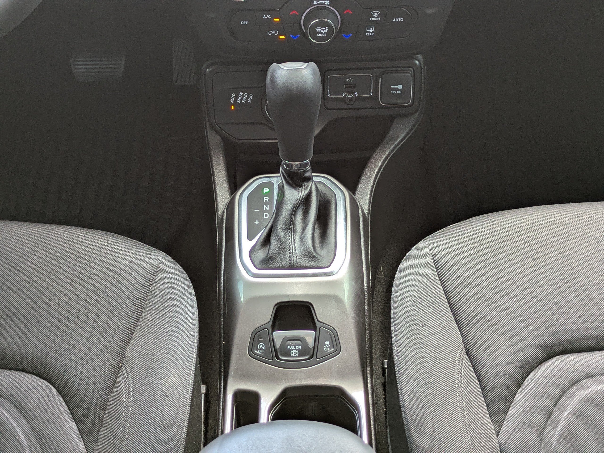 Used 2022 Jeep Renegade Latitude AWD/4WD image 20