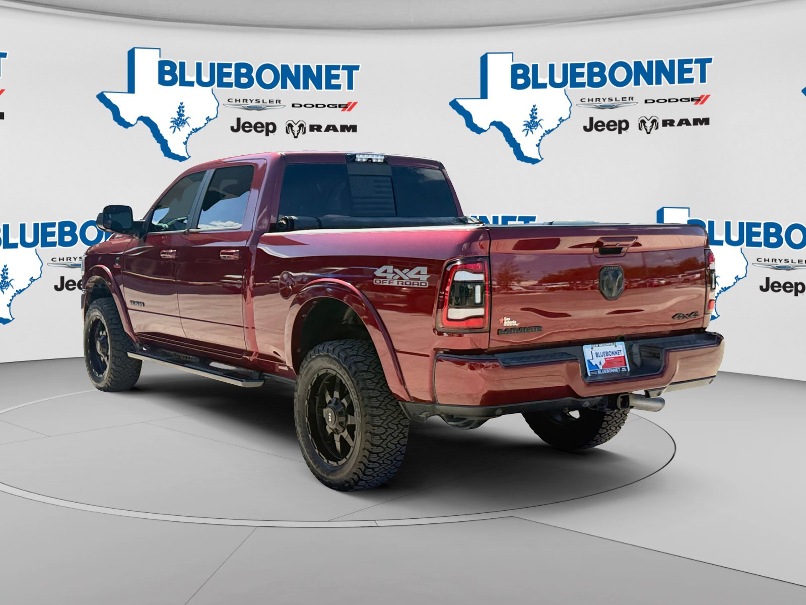 Certified 2019 RAM 2500 Laramie w/ Night Edition AWD/4WD image 7