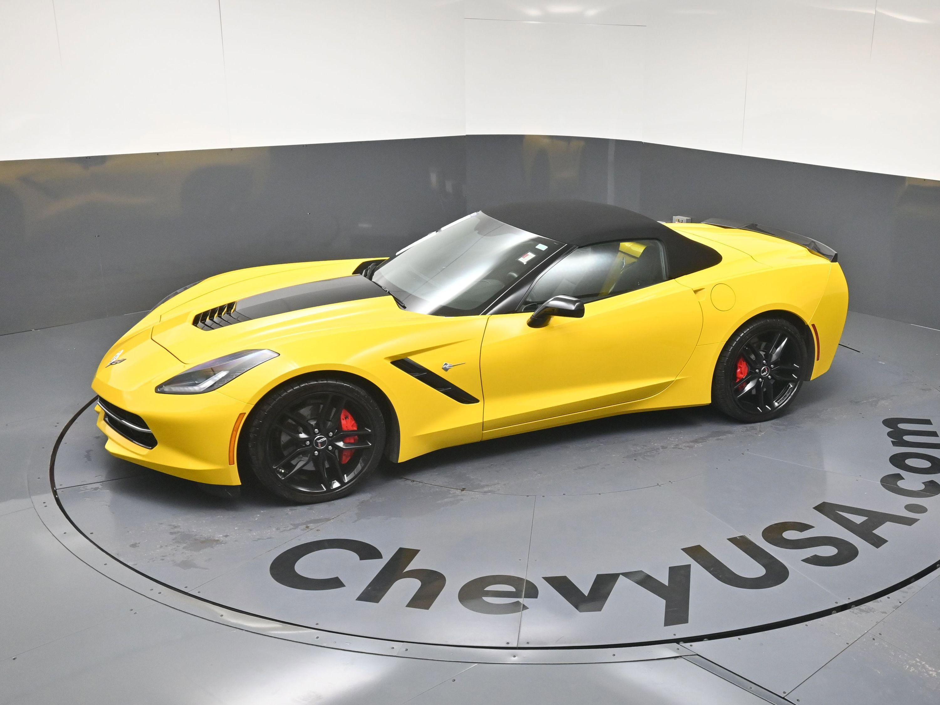 Used 2014 Chevrolet Corvette Stingray Convertible w/ 3LT Preferred Equipment Group RWD image 29