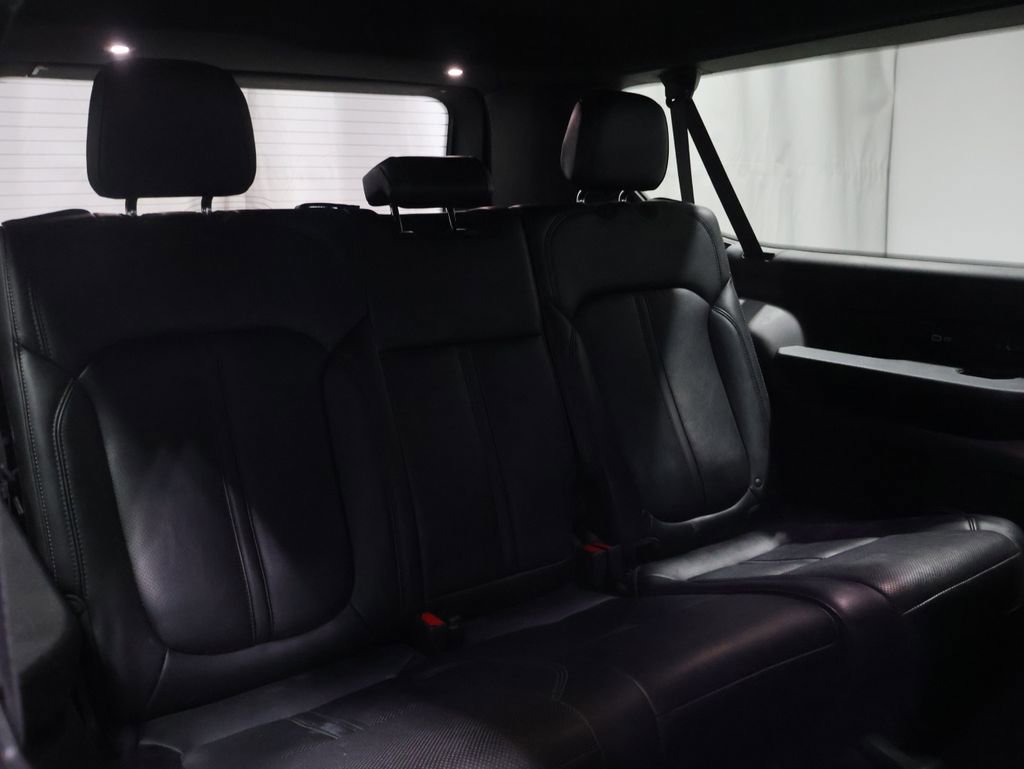 Used 2024 Jeep Wagoneer L Series III w/ Flexible Seating Group image 22